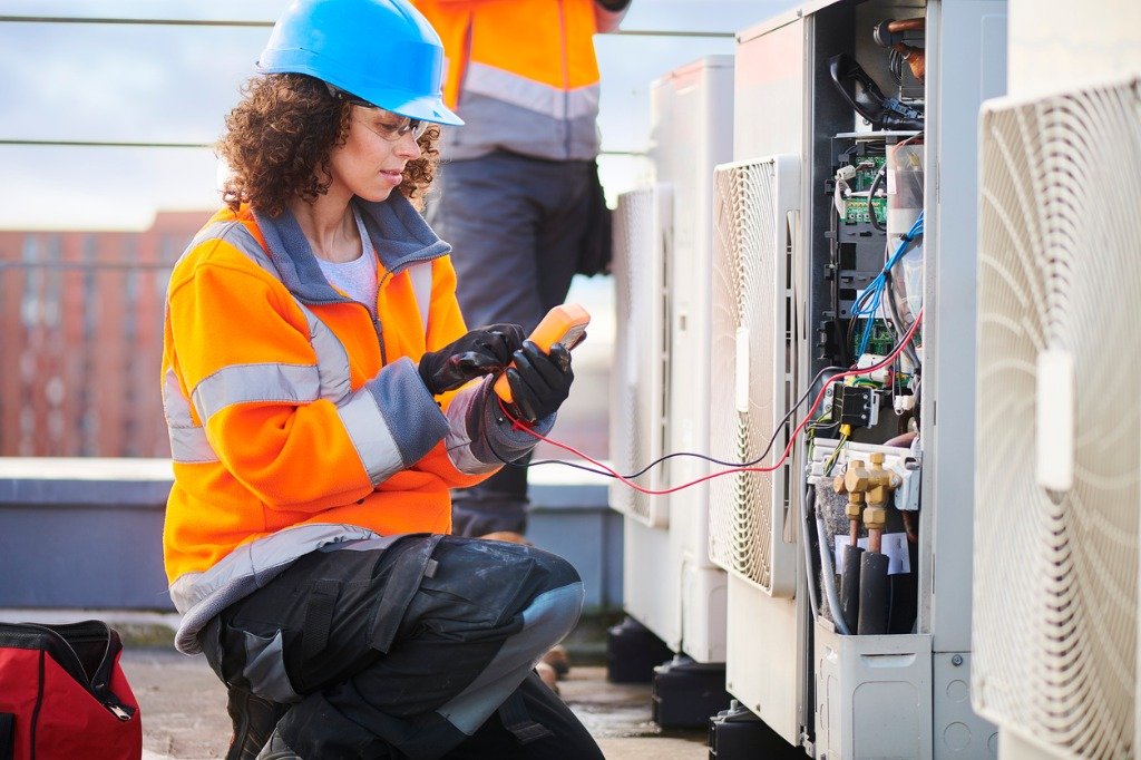 Aircond Expert Technician Team